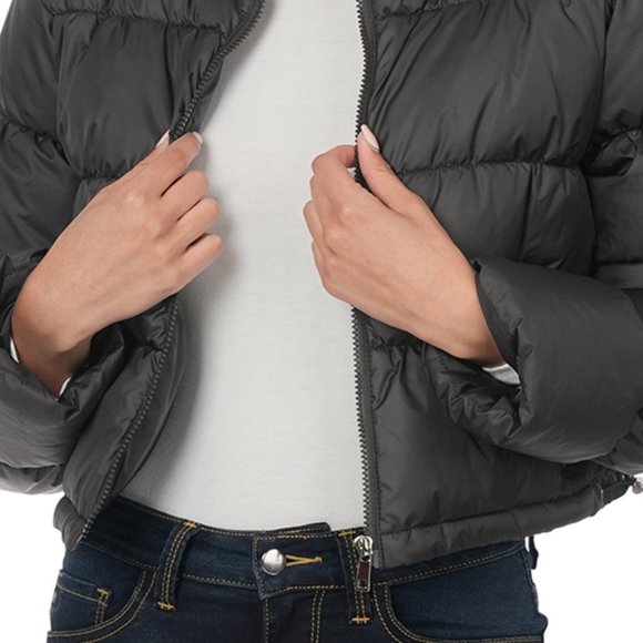 🌲🌲🌲Puffer Jacket in Black🌲🌲🌲 - Picture 5 of 6